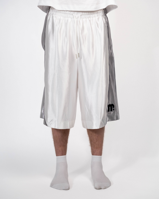 (VALTTERI IS 175CM WEARING SIZE L/XL)